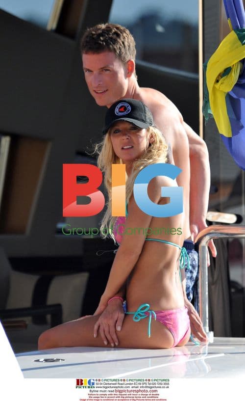 Tara Reid and boyfriend in St. Tropez