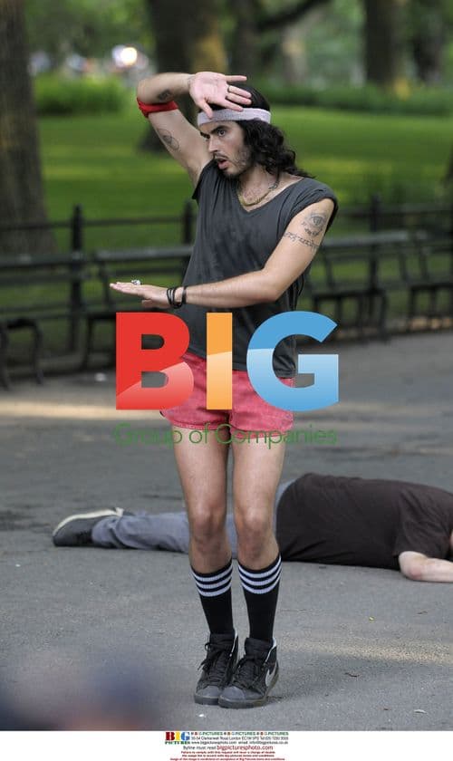 Russell Brand and Jonah Hill on 'Get him to the Greek' set