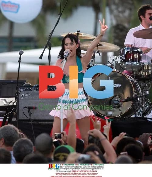 Katy Perry Performs at Miami Pool Party