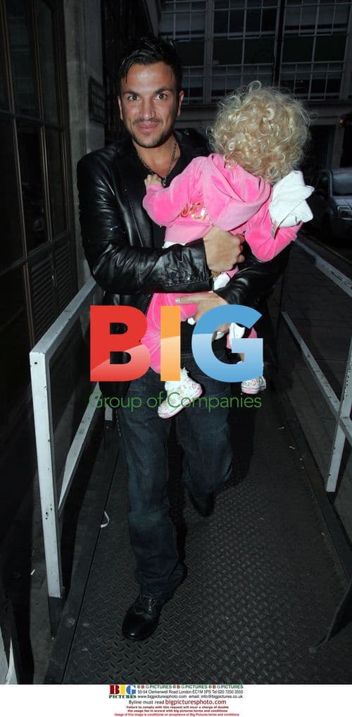 Peter Andre with kids at Radio 1