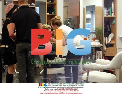 AnnaLynne McCord Gets Hair Done