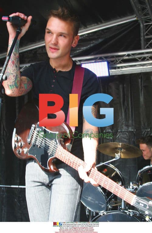 Samuel Preston performs solo at Pennine FM roadshow