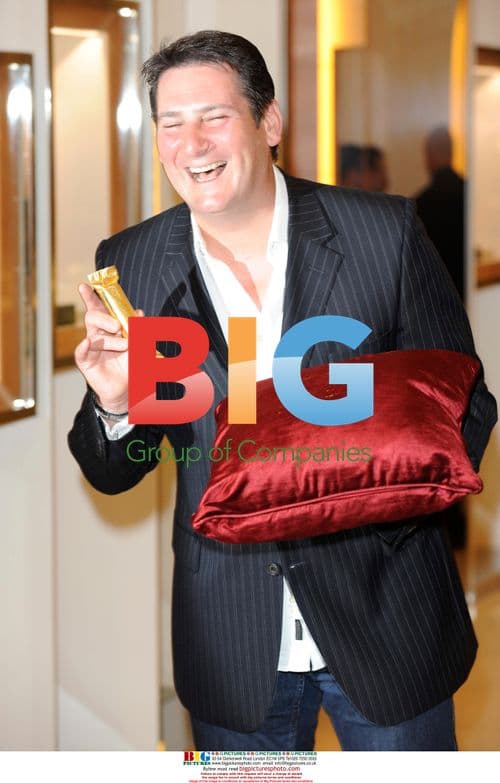 Spandau Ballet's Tony Hadley Unveils Wispa Gold