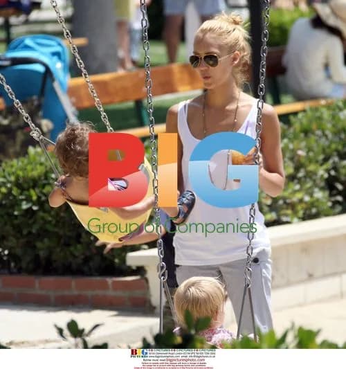 Jessica Alba and family out in California