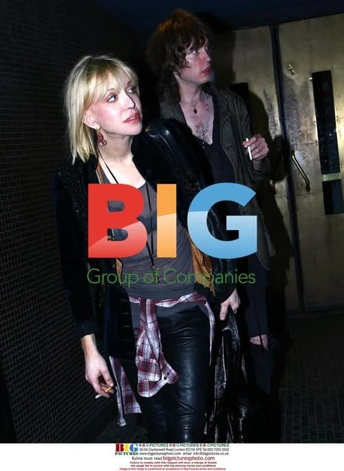 Courtney Love Leaves Sunshine Theater