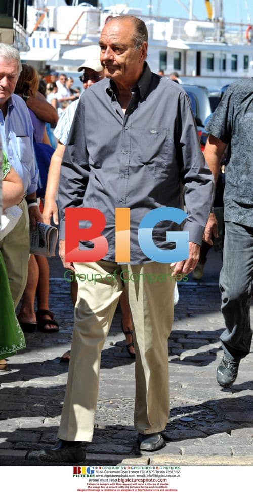 Chirac Strolls with Pinaults in Saint Tropez