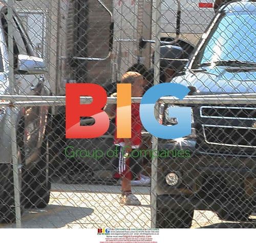 Jake Gyllenhaal and Deacon Phillippe visit Reese Witherspoon