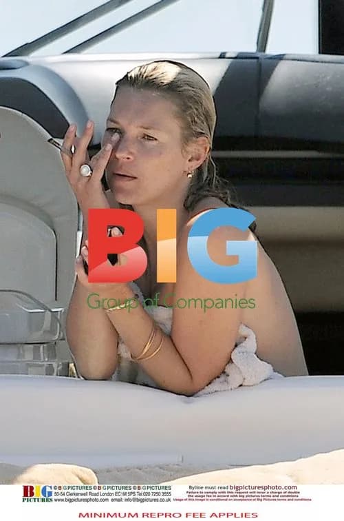 Kate Moss and friends on yacht in France