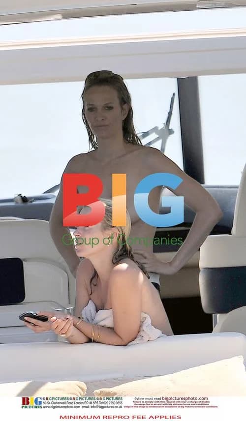 Kate Moss and friends on yacht in France