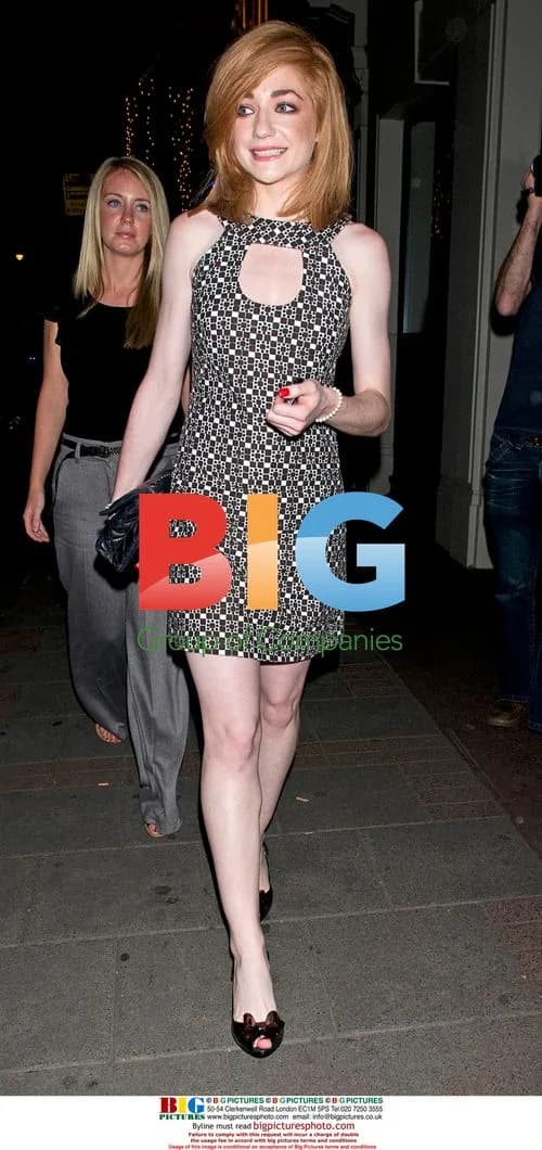 Nicola Roberts leaves London hotel
