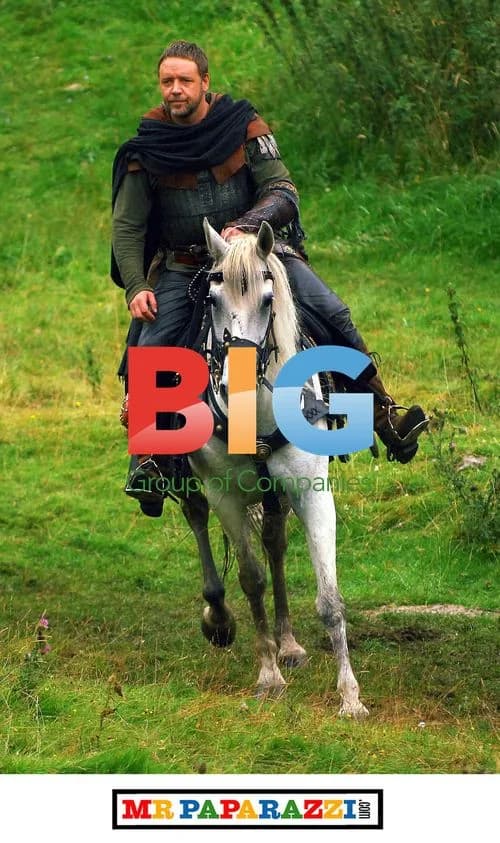 Russell Crowe films New Robin Hood
