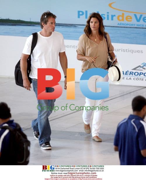 Cindy Crawford and Rande Gerber say goodbye to Sting and Trudie