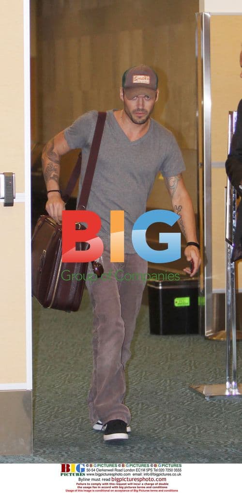 Brian Austin Green at Vancouver Airport