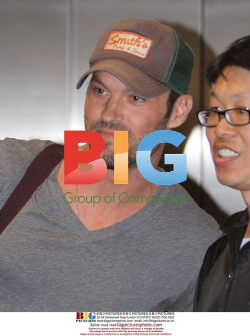 Brian Austin Green arrives at Vancouver Airport