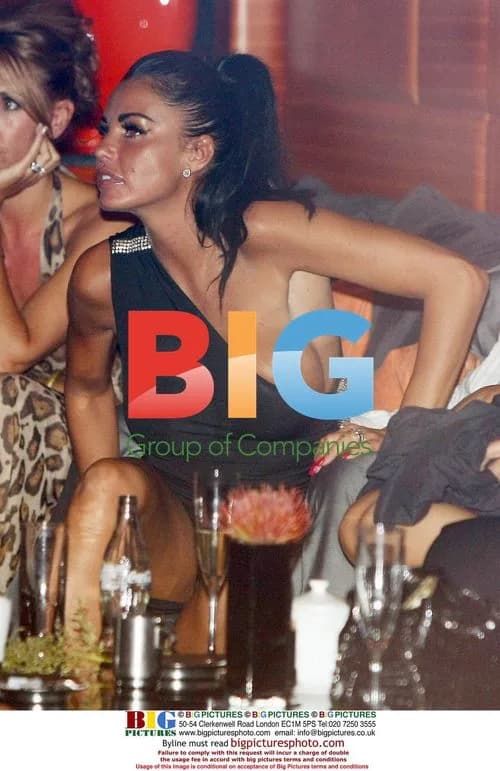 Katie Price parties with boyfriend Alex Reid