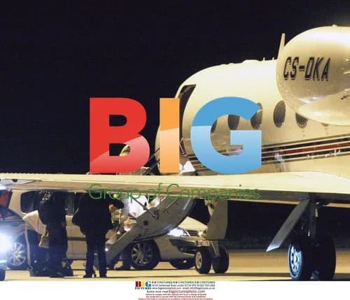 Madonna Leaves Gothenburg Airport