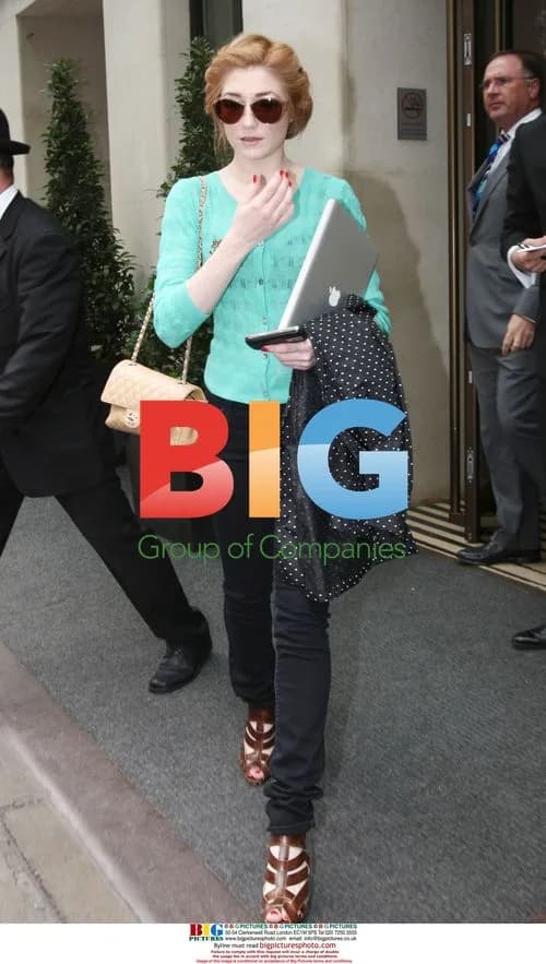Nicola Roberts leaving Mayfair, London in 2009