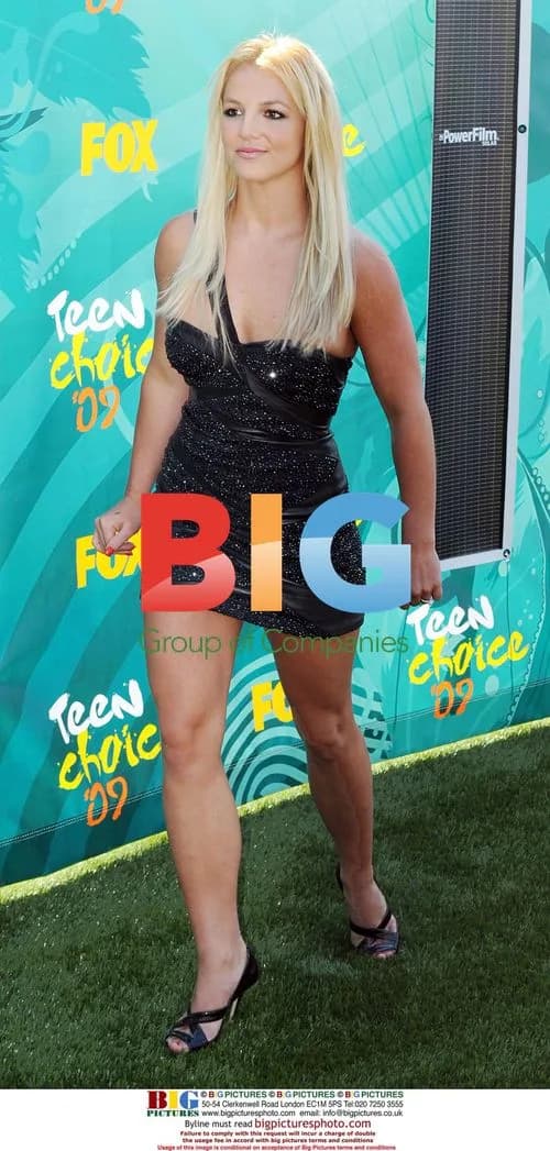 Britney Spears Backstage at Teen Choice 2009