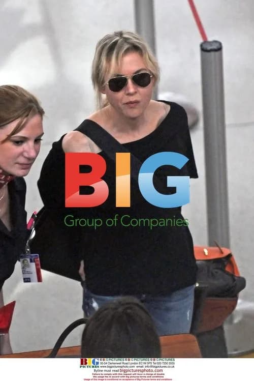 Renee Zellweger and Bradley Cooper at JFK Airport