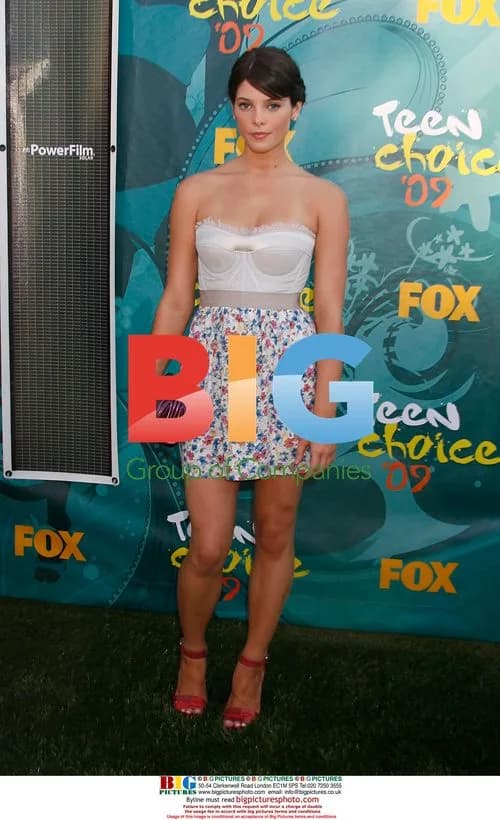 Ashley Greene at Teen Choice Awards 2009