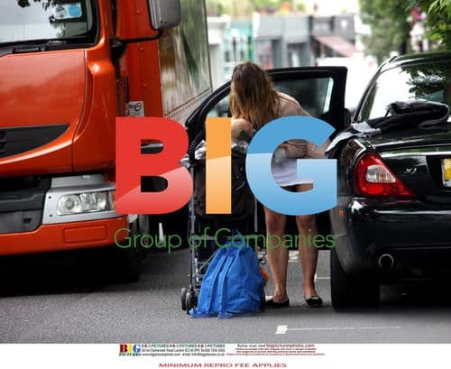 Billie Piper avoids near miss with truck