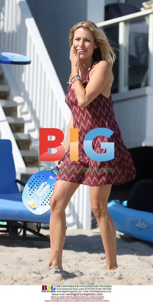 Kristin Cavallari Plays Paddle Ball on Set