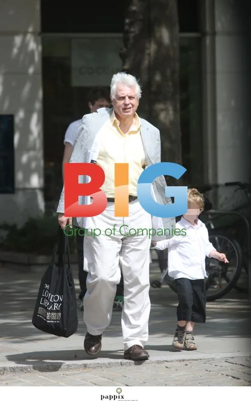 John Simpson on London bus