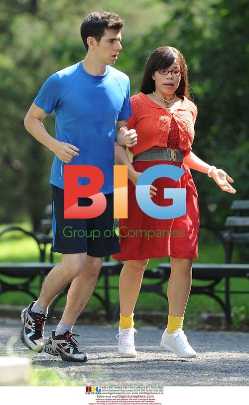 Daniel Eric Gold and America Ferrera on Ugly Betty set