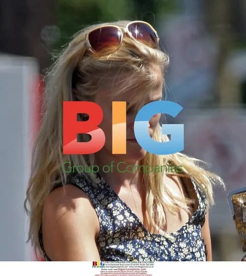 Reese Witherspoon Spotted with Black Eye