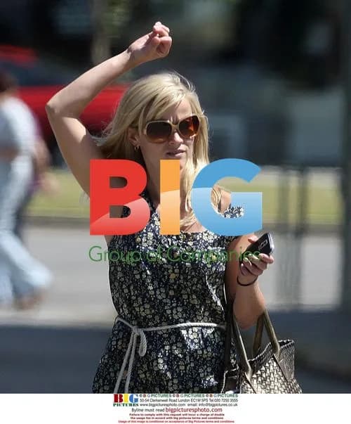 Reese Witherspoon with Black Eye