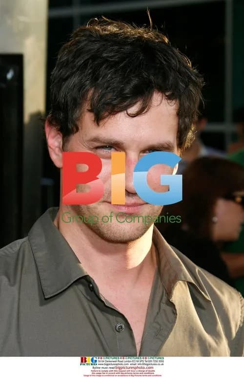 Tom Everett Scott at "A Perfect Getaway" Premiere