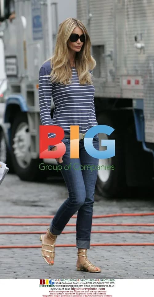 Elle Macpherson on set of 'The Beautiful Life'