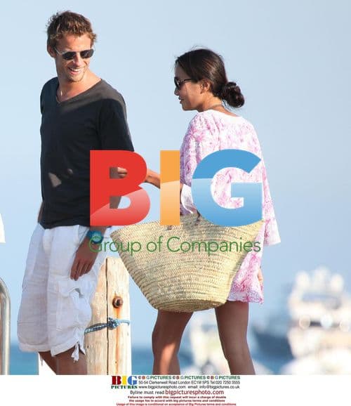 Jenson Button and Jessica Michibata in France