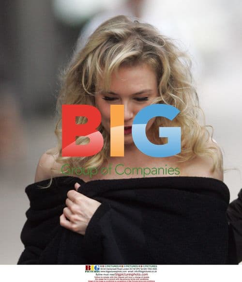 Renee Zellweger on set of 'White Collar' in NYC