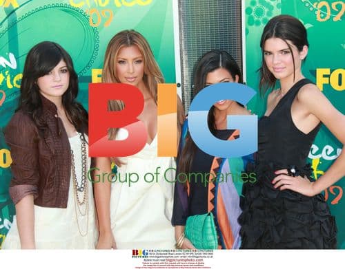 Kardashian-Jenner sisters at 2009 Teen Choice Awards
