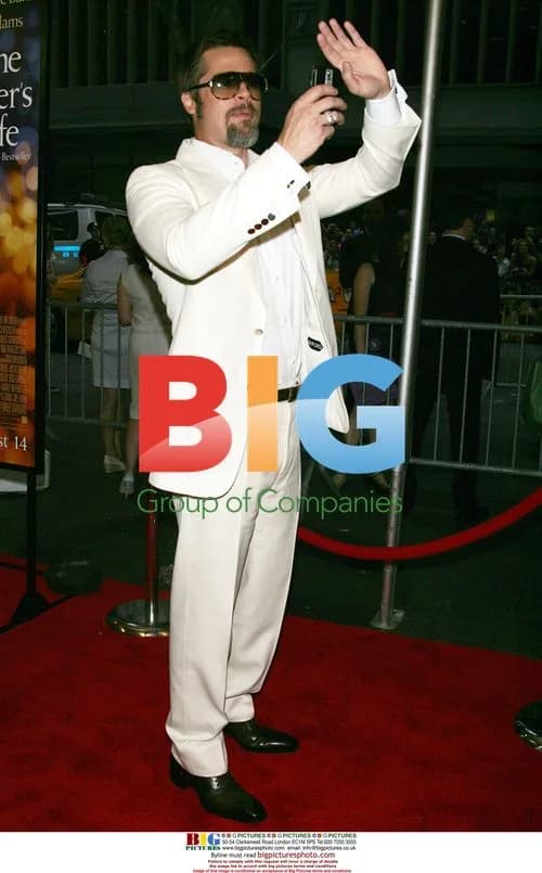 Brad Pitt at 'The Time Traveler's Wife' premiere