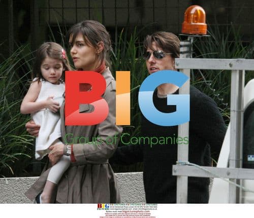 Tom Cruise and Suri Visit Katie Holmes on Set