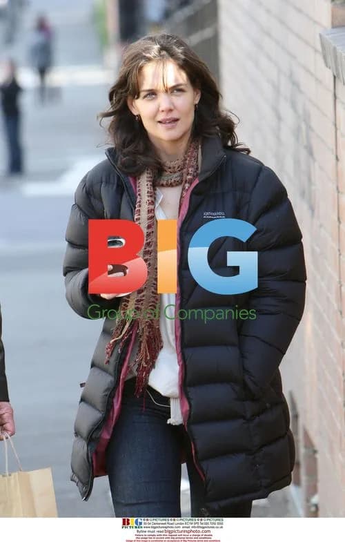 Katie Holmes Filming Break in Melbourne