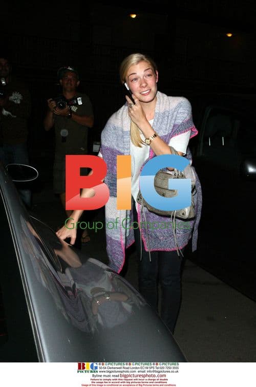 LeAnn Rimes goes to dinner in LA