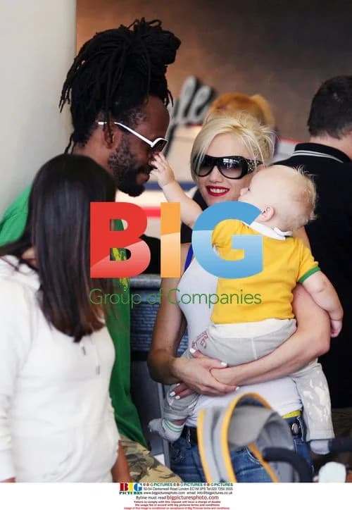Gwen Stefani & Kids Depart LAX