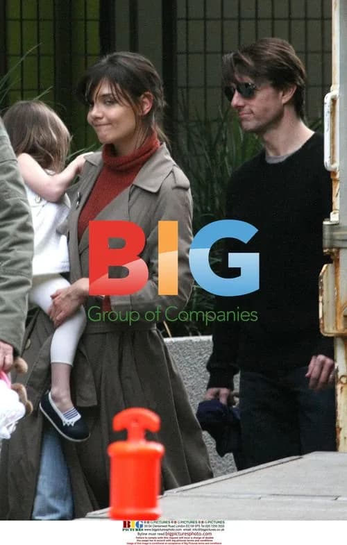 Tom Cruise and Suri Visit Katie Holmes on Set