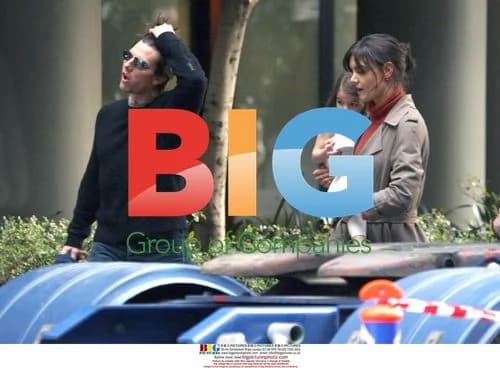 Tom Cruise and Suri Visit Katie Holmes