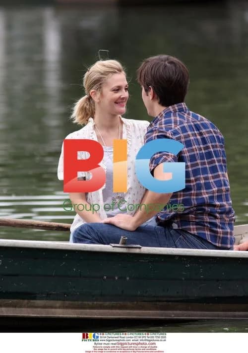 Drew Barrymore and Justin Long on 'Going the Distance' set