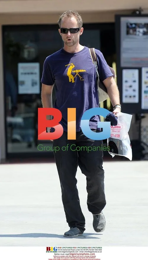 Actor Billy Boyd shopping with son