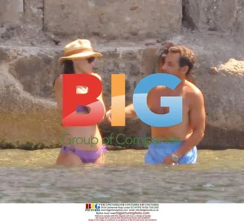 Sarkozy and Bruni on holiday in France