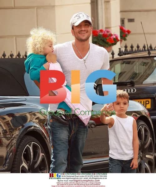 Peter Andre with kids at Starbucks