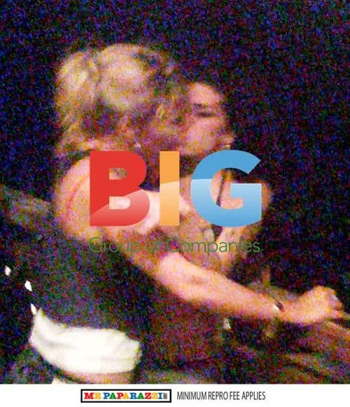 Amy Winehouse Kisses Blonde in St Lucia