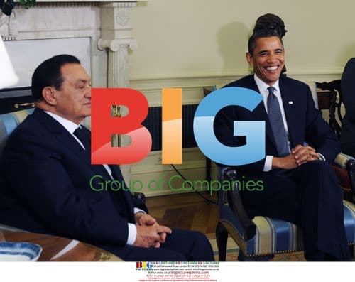 Obama meets with Mubarak in Oval Office