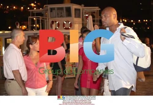 Beyonce and Jay-Z Depart Yacht in Dubrovnik