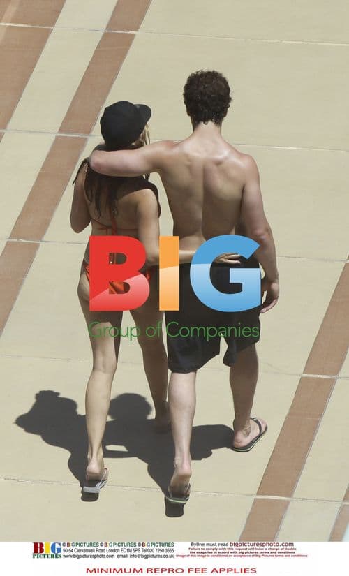 Kelly Brook and Danny Cipriani Poolside in USA